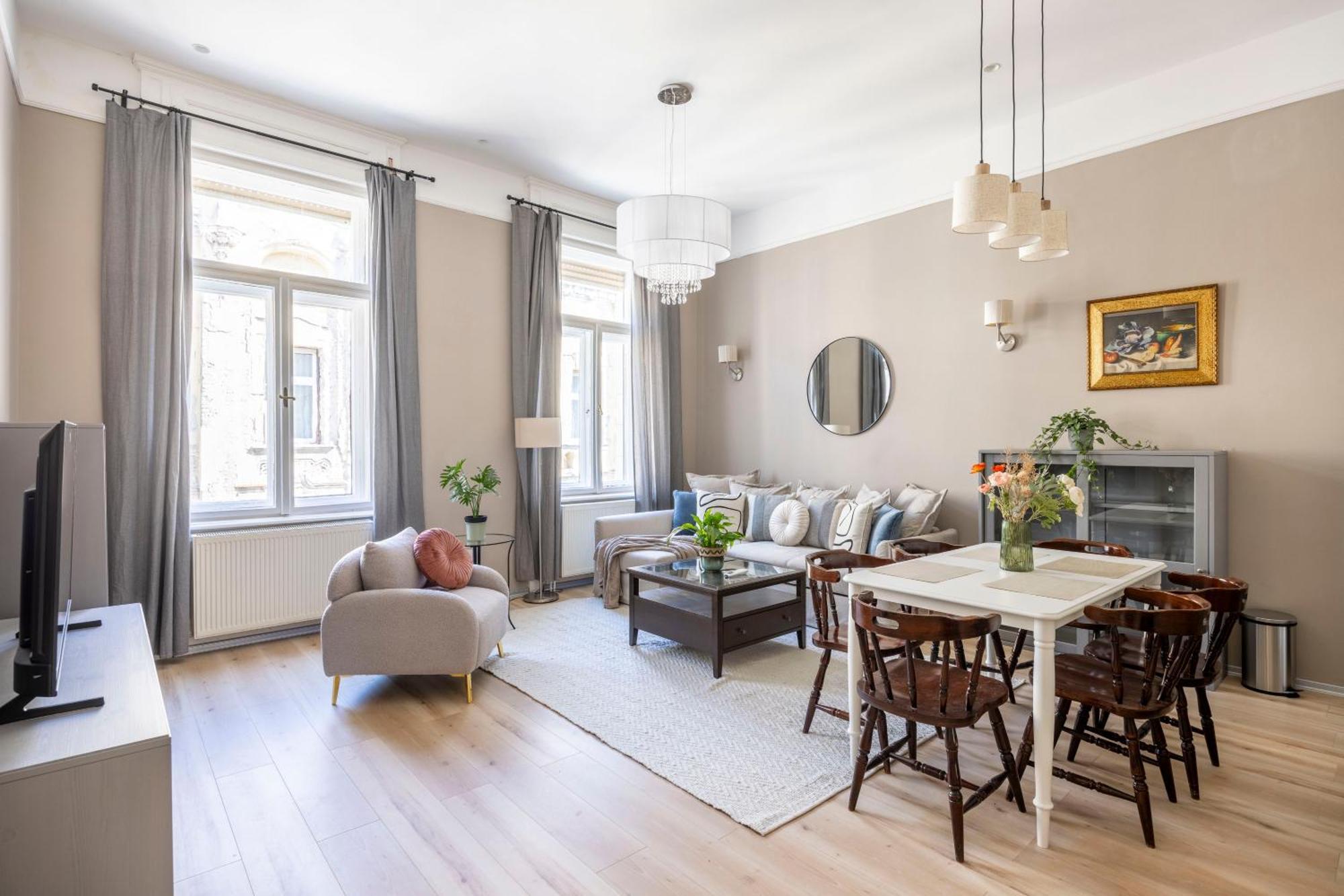 Charming Central Dream Home & Retreat By Prestige Homes Budapest Exterior foto